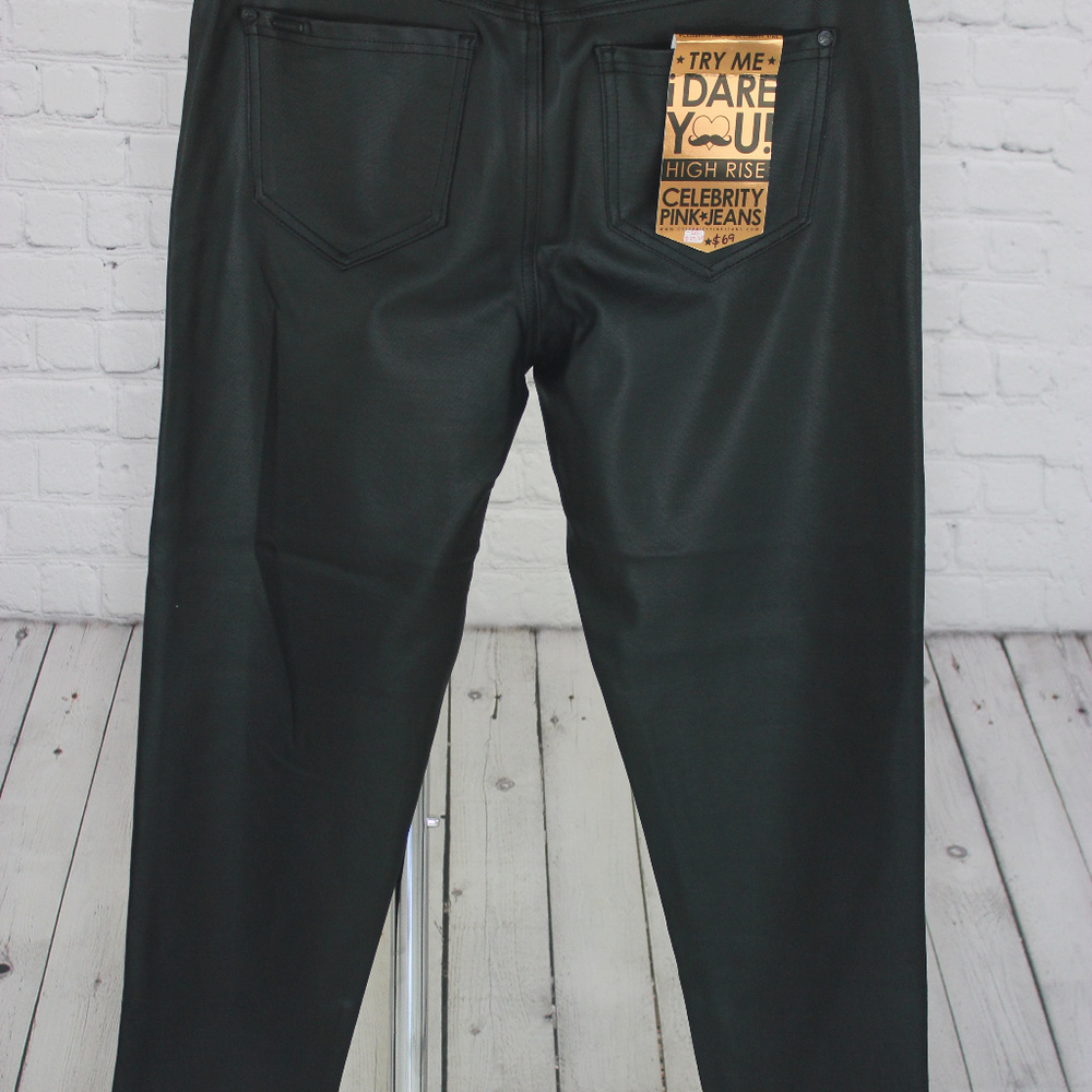 Faux Leather Skinny Pants - Picture 2 of 3